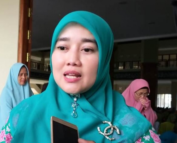 200105201022-istri.jpeg