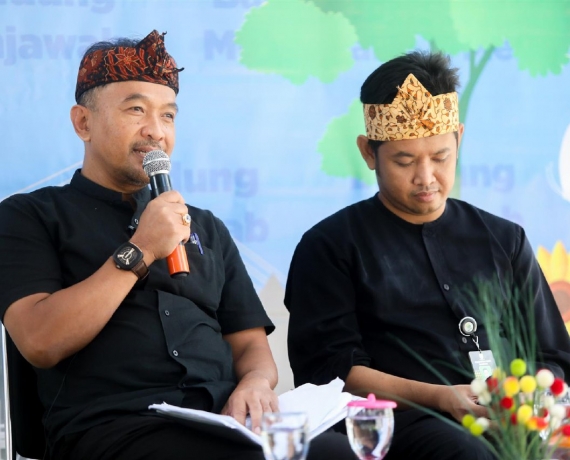 200228082555-wujud.jpg