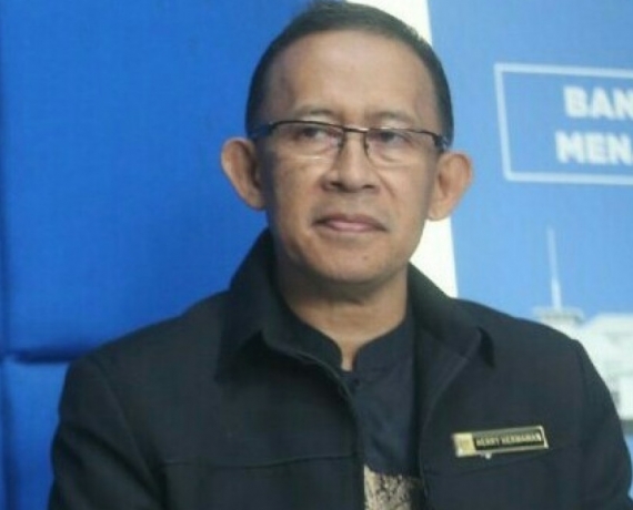 200326145304-herry.jpg