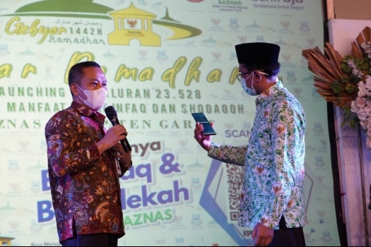 210501063401-bazna.jpg