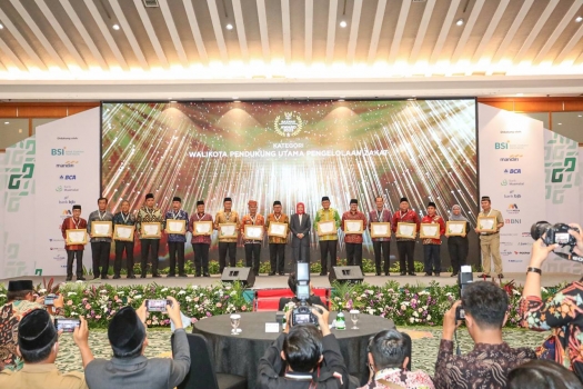 230325054245-dukun.jpg
