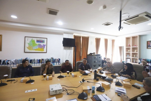 240621210835-hadir.jpeg
